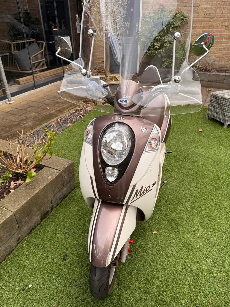 Sym Mio 50 Scooter - Bruin/Crème, Ophalen of Verzenden, Gebruikt, Overige typen, SYM