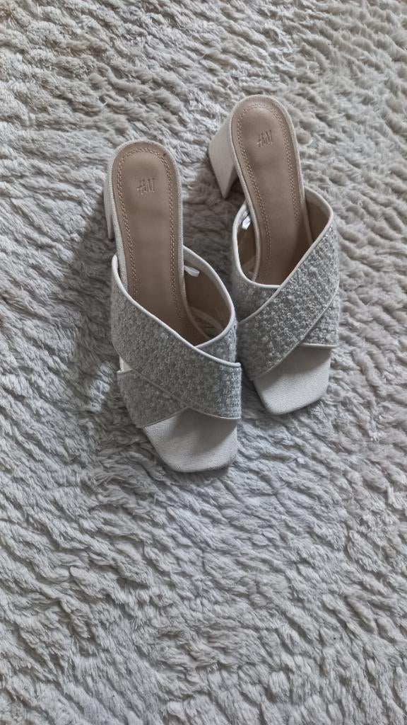 Muiltjes, H&M, Zo goed als nieuw, Sandalen of Muiltjes, Ophalen of Verzenden