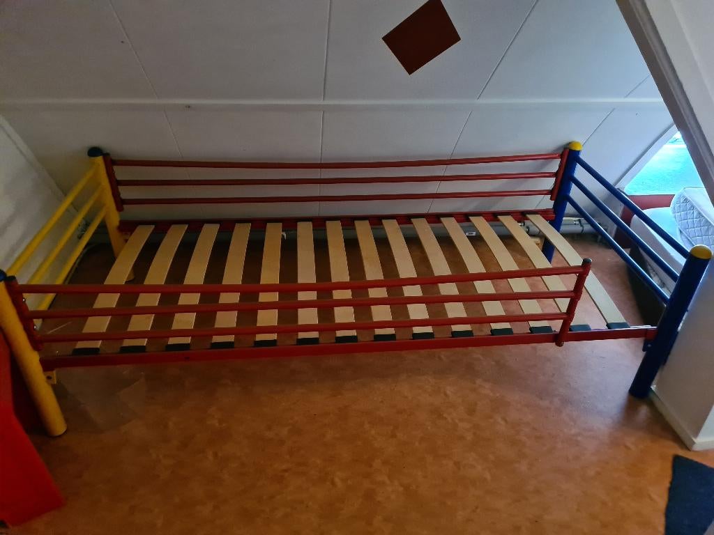 1 persoon bed van metaal in meer kleuren., Ophalen, Gebruikt, 180 cm of meer, 85 tot 100 cm