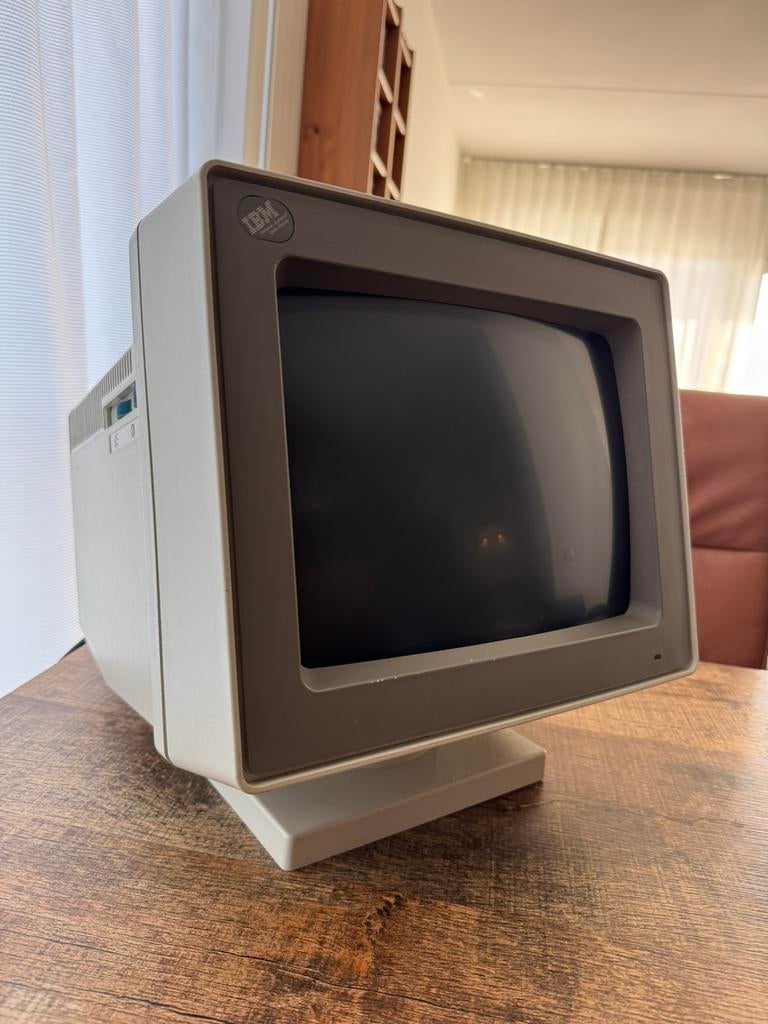 IBM 8513 12” Color CRT Monitor VGA PS/2, Ophalen, Zo goed als nieuw, Overige typen, Overige resoluties