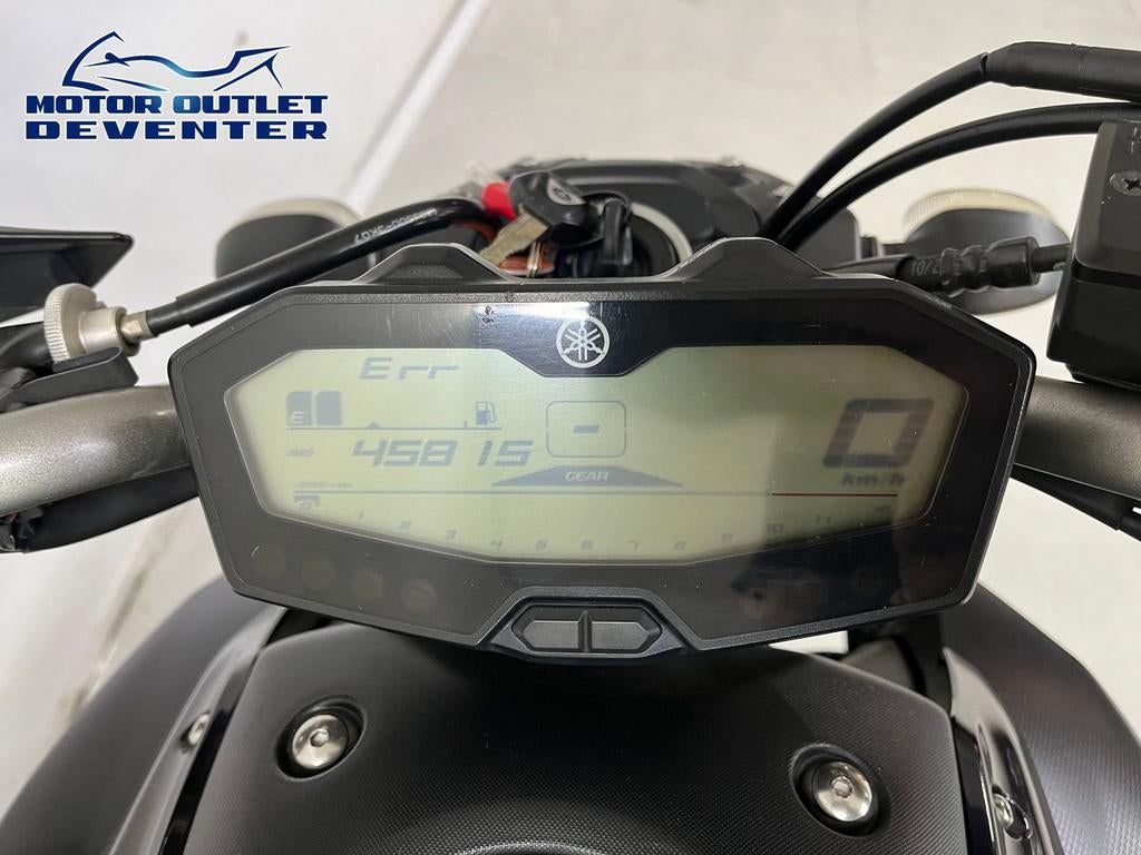 Prachtige YAMAHA MT 07 Full Power (bj 2014), 2 cilinders, Motorrijbewijs A, Bedrijf, Onbekend