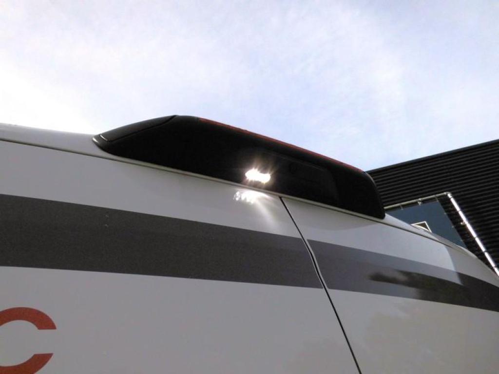 LMC Innovan 592 + GRATIS LEVELSYSTEEM !, Buscamper of Camperbus, Ford, Tot en met 3, Luifel