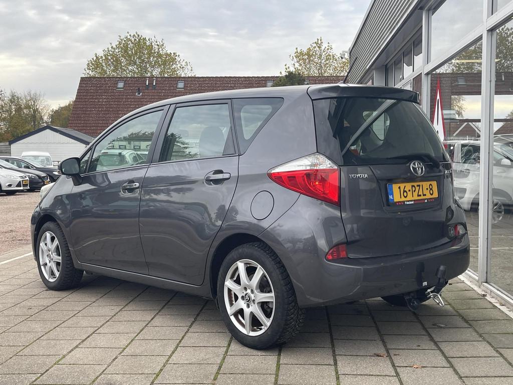 Toyota Verso-S 1.3 VVT-i Aspiration /Cruise/Clima/NAVI/Camer, Voorwielaandrijving, Euro 5, Stof, Gebruikt