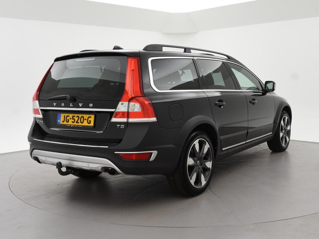 Volvo XC70 2.0 T5 245 PK AUT INSCRIPTION + ADAPTIVE CRUISE |, 15 km/l, Euro 6, 4 cilinders, 1969 cc