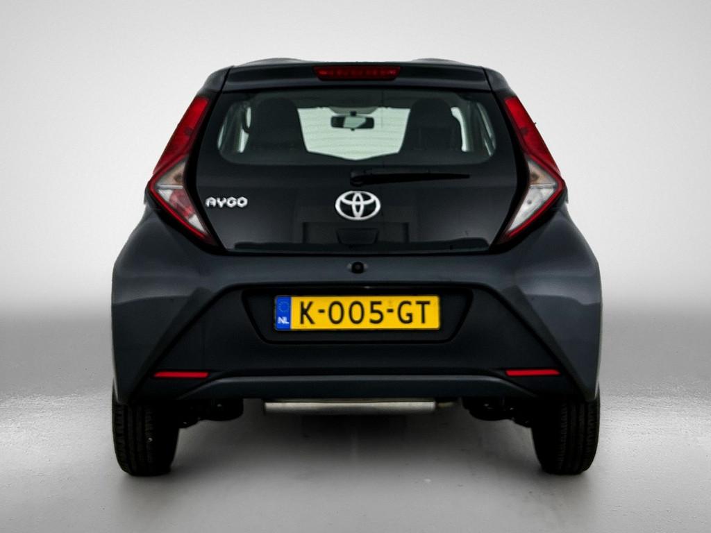 Toyota Aygo 1.0 VVT-i x-fun | Airco | (bj 2020), Stof, Gebruikt, 4 stoelen, Origineel Nederlands