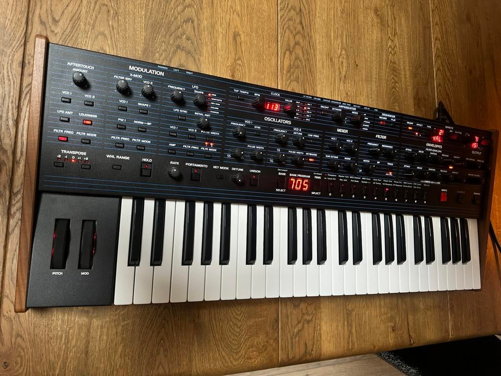 Oberheim OB-6, Ophalen of Verzenden, Zo goed als nieuw, Overige aantallen, Overige merken