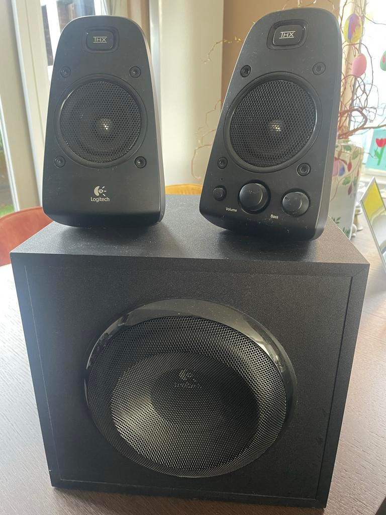 Logitech Z-2300 THX 2.1 Speakerset met Subwoofer, Gebruikt, Complete surroundset, 120 watt of meer, Ophalen