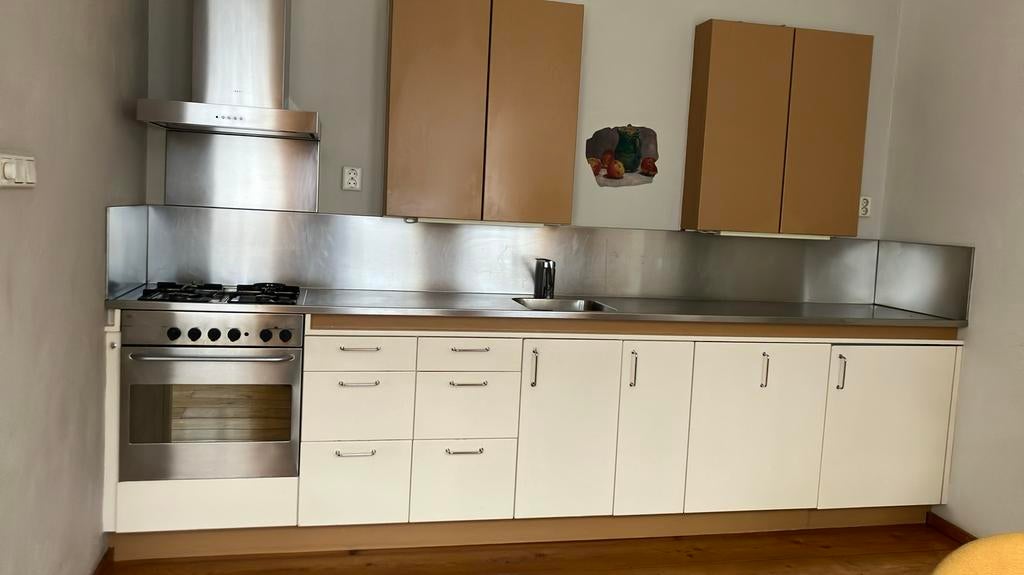 Gratis rechte keuken 3,35 m., Ophalen, Zo goed als nieuw, Rvs of Chroom