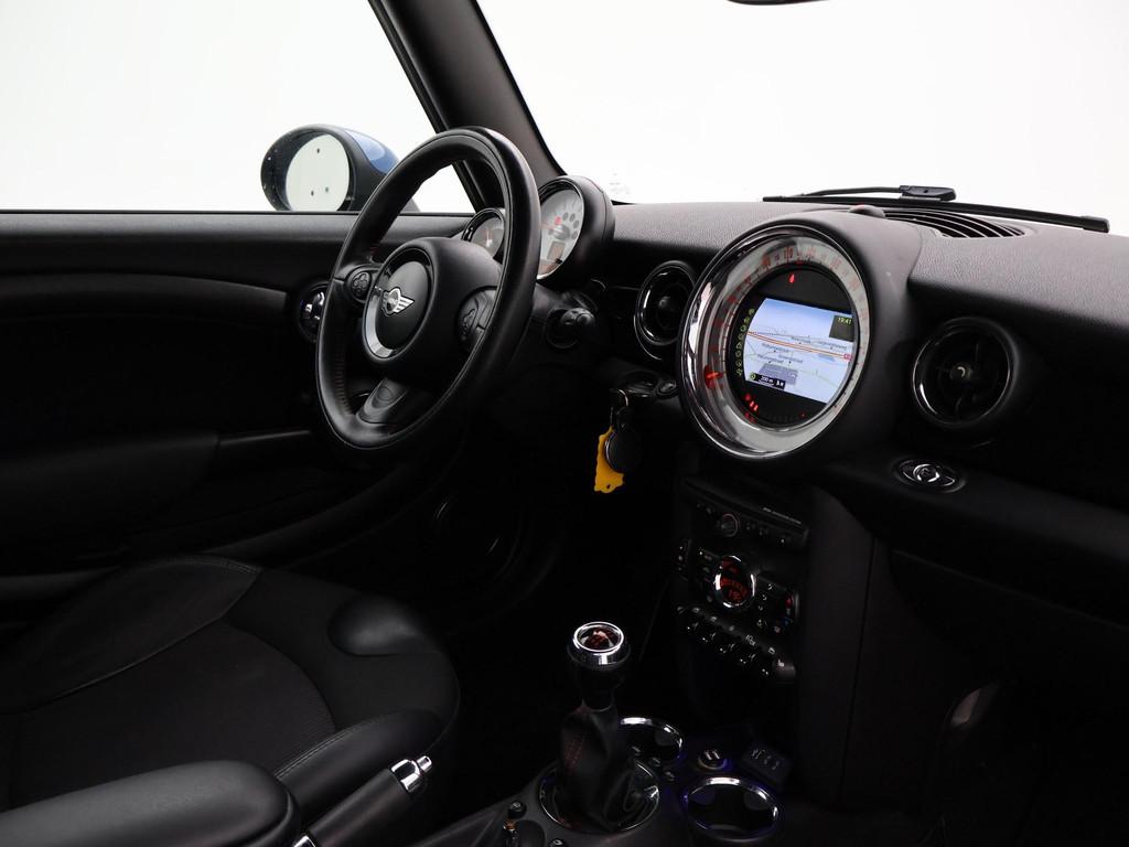 Mini Mini Cabrio 1.6 COOPER 122 PK 6-BAK JOHN COOPER WORKS P, Auto's, Euro 5, Gebruikt, Zwart, 4 cilinders