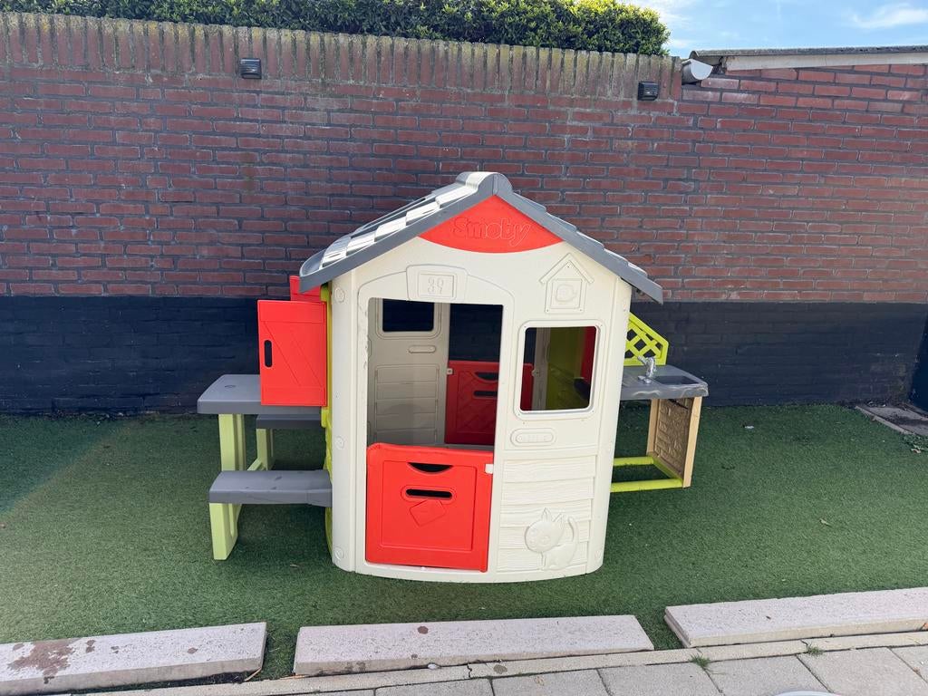 Smoby speelhuisje met picknicktafel en keuken, Ophalen, Gebruikt, Kunststof