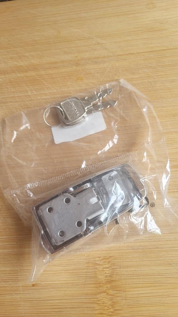 Slot voor zijkoffer moto Guzzi Vintage 2007, Verzenden, Nieuw