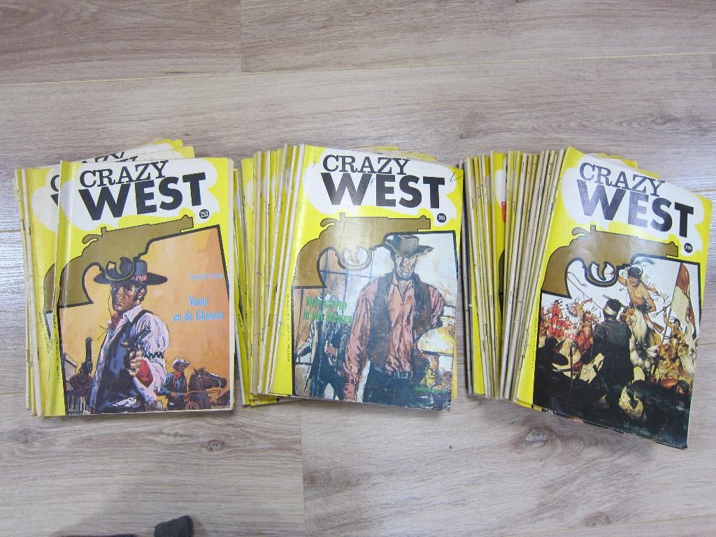 57 stuks Crazy West cowboy western pulp, Boeken, Ophalen of Verzenden, Gelezen