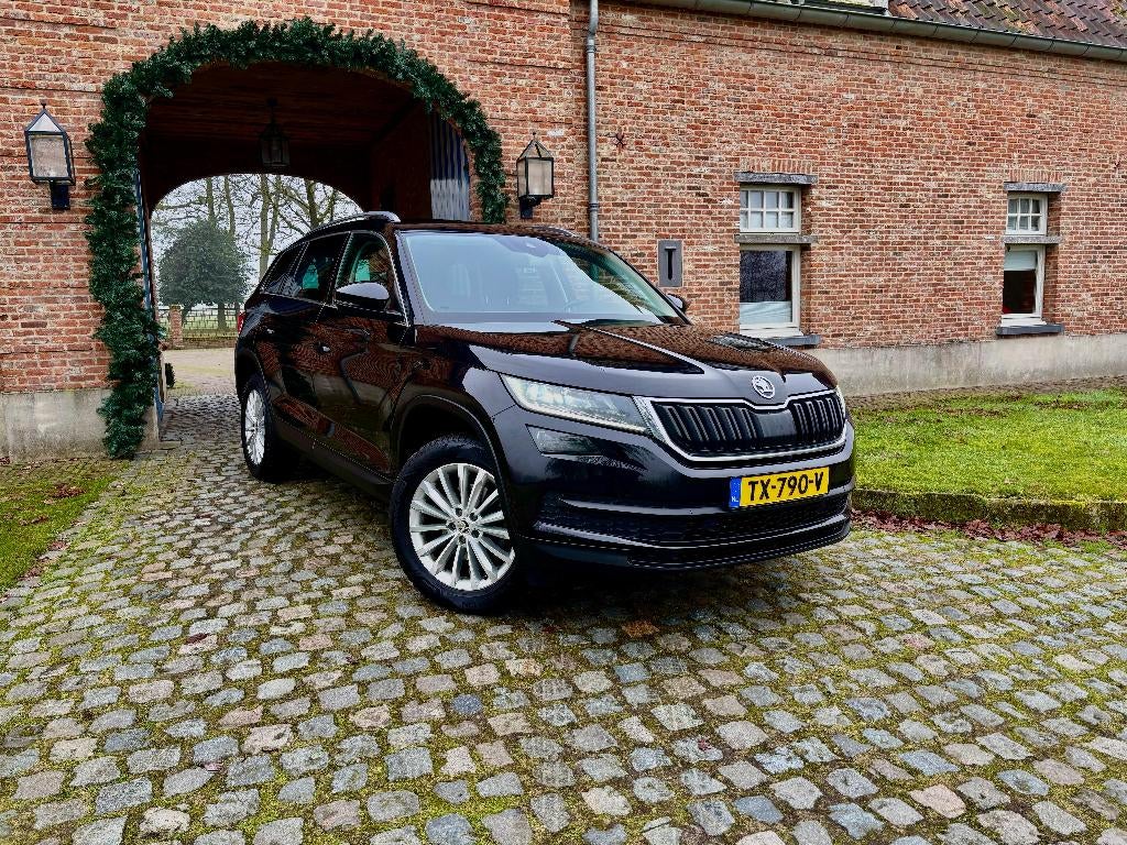 Skoda Kodiaq 1.5 TSI Greentech ACT 150pk 2018 Zwart, Auto's, Stof, Euro 6, 4 cilinders, Zwart