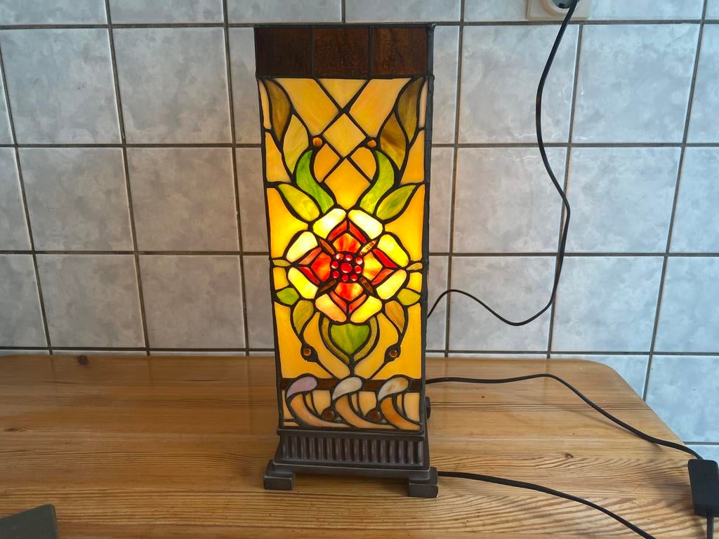 Tiffany glas windlicht GROOT vaste prijs 89 euro, Ophalen of Verzenden, Zo goed als nieuw, Glas, Minder dan 50 cm