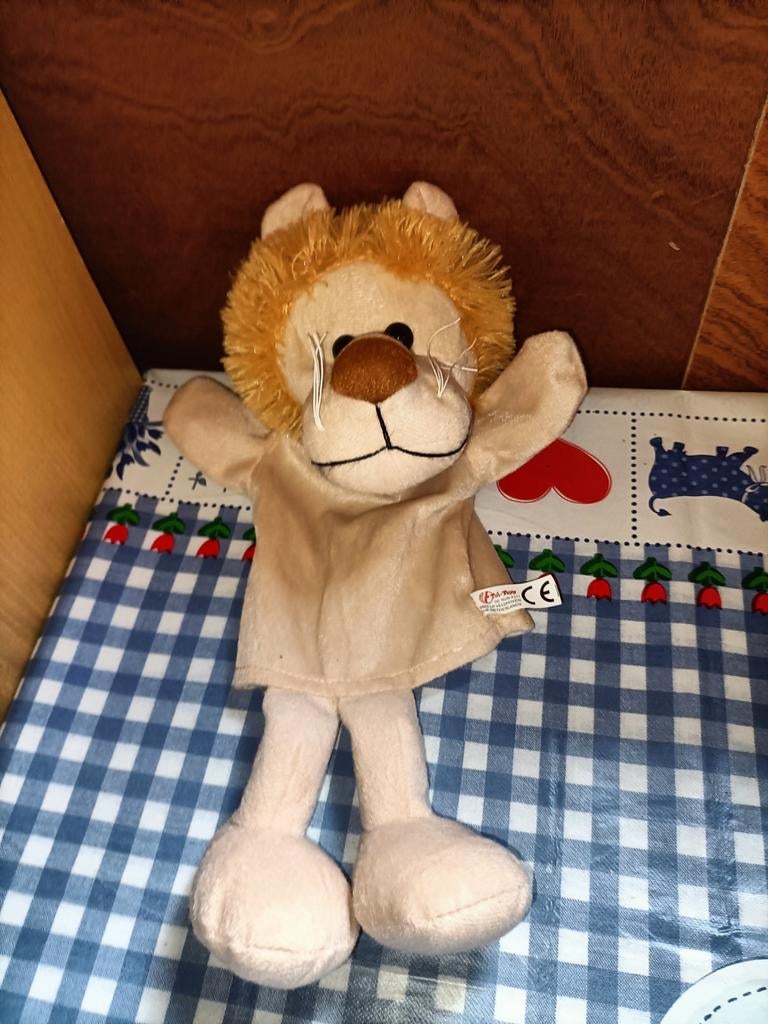 Leeuw handpop Eddy Toys 38 cm groot, Ophalen of Verzenden, Zo goed als nieuw, Overige typen