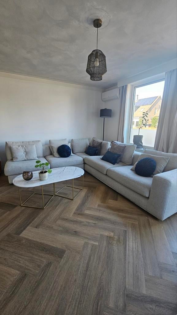 Nette Hoekbank 330 x 290 cm - Comfortabel en Ruim, Huis en Inrichting, Banken | Bankstellen, Zo goed als nieuw, Hoekbank, Vierpersoons of meer