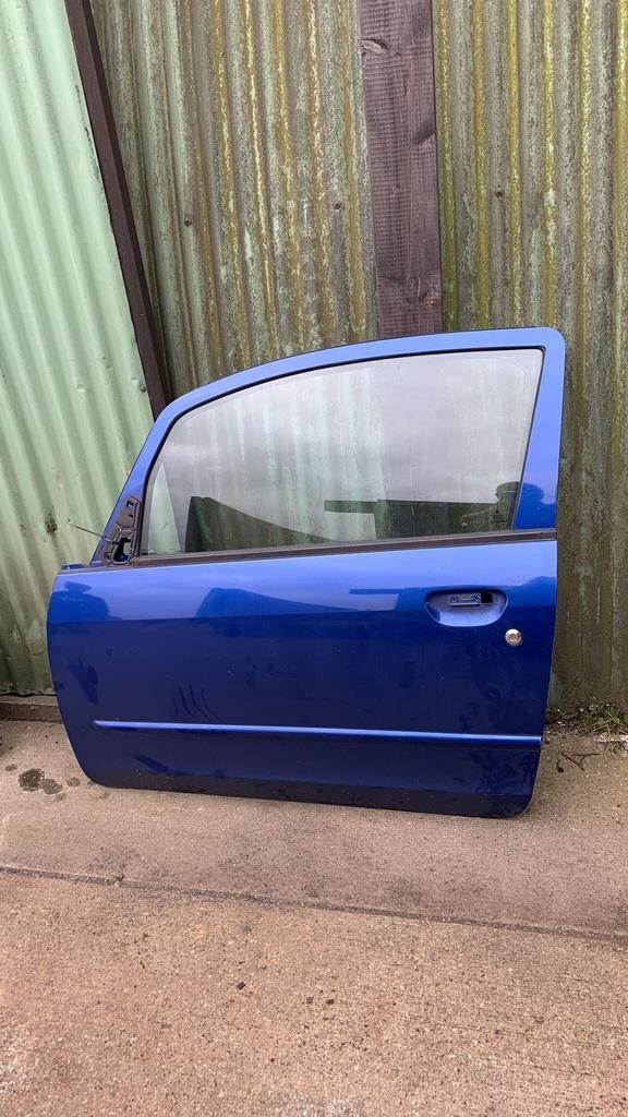 Linker portier Mitsubishi Colt van 2006, Gebruikt, -, Deur, -