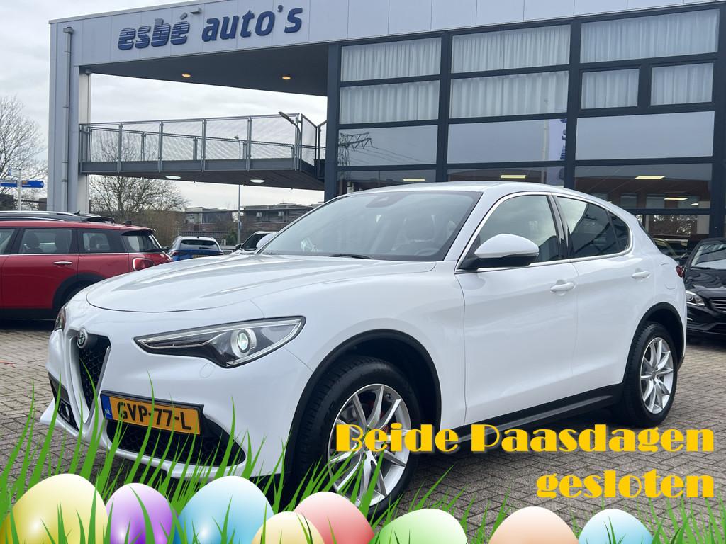 Alfa Romeo Stelvio 2.0 T 280 Pk AWD First Edition Xenon Navi, Automaat, 4 cilinders, Wit, Bedrijf