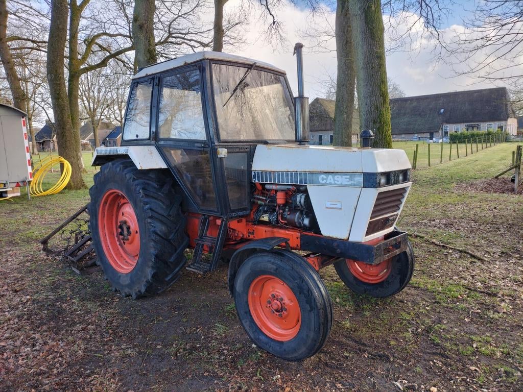 Leyland case tractor hooihark banden balendrager hefmast, Ophalen, Fruitteelt, Grondbewerking