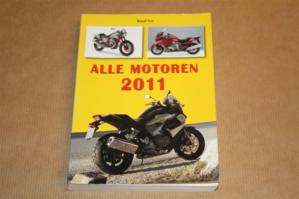 Alle motoren 2011, Boeken, Motoren, Zo goed als nieuw, Ophalen of Verzenden