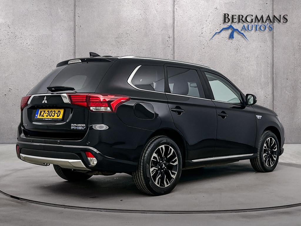 Mitsubishi Outlander 2.0 Hybride Premium // STUUR+STOEL VERW, 1998 cc, LED verlichting, 4 cilinders, Zwart