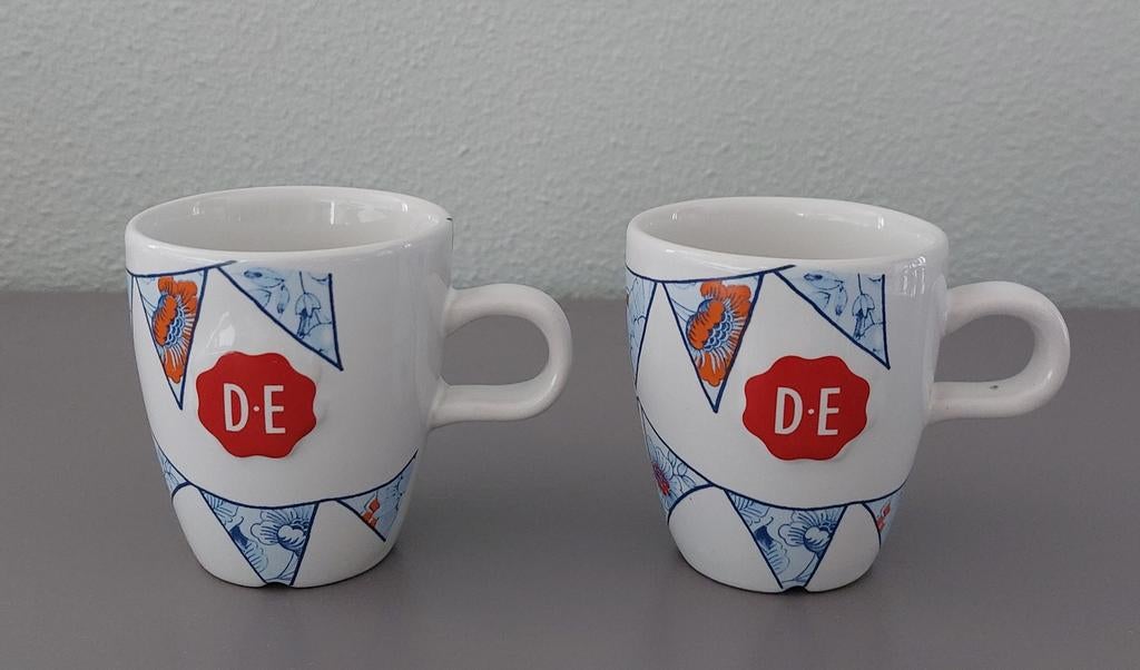D.E. DOUWE EGBERTS C1000 Burendag 🇳🇱 Senseo mokjes, Ophalen of Verzenden, Zo goed als nieuw, Overige stijlen, Kop(pen) en/of Schotel(s)