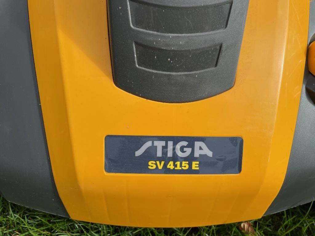 Verticuteermachine Stiga SV 415e, Tuin en Terras, Verticuteermachines, Ophalen, Zo goed als nieuw, Elektrisch, Stiga
