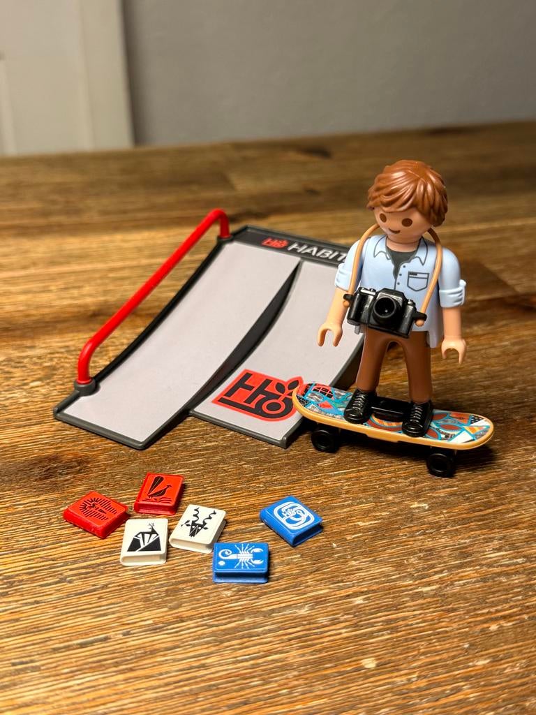 Playmobil 9094 Skateboarder met skatebaan, Kinderen en Baby's, Speelgoed | Playmobil, Ophalen of Verzenden, Gebruikt, Complete set
