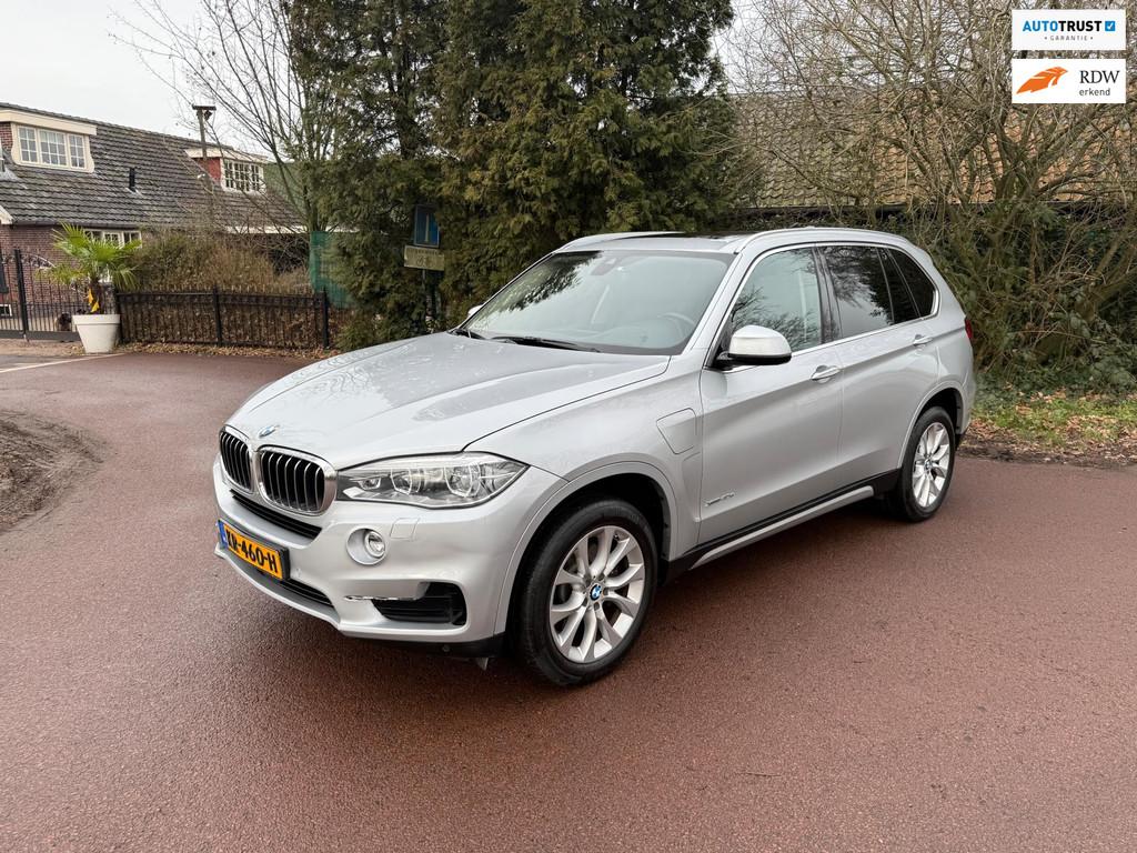 BMW X5 XDrive40e High Executive / Navi / Pano / Xenon / lede, Auto's, Gebruikt, 4 cilinders, USB, Bedrijf
