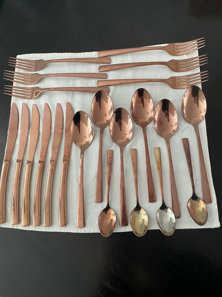 Luxe Koperkleurige Bestekset - 22 Delig, Ophalen of Verzenden, Zo goed als nieuw, Rvs of Chroom, Vaatwasserbestendig