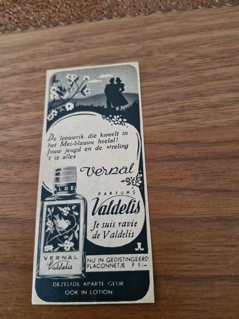 001  Oude Advertenties Libelle 1949 o.a. Valdelis Parfum, Verzamelen, Tijdschriften, Kranten en Knipsels, Ophalen of Verzenden