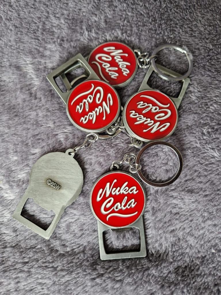 Fallout | Nuka Cola flesopener | sleutelhanger, Ophalen of Verzenden, Nieuw, Knuffel of Figuurtje