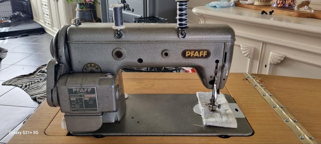 Pfaff 230 Naaimachine - Klassieker!, Ophalen, Naaimachine, Industrieel, Gebruikt