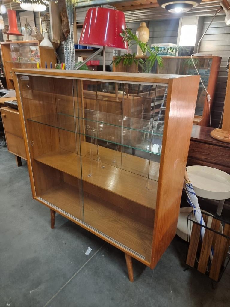 Vintage vitrinekast met schuifdeuren  jaren 60, Ophalen, ,, Nieuw, ,