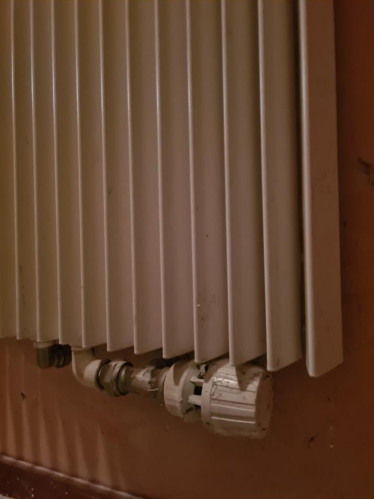 Jaga Radiator - 2 meter hoog, in goede staat, Ophalen