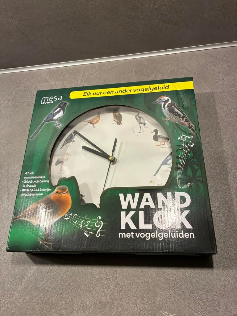 Mesa Living Wandklok met vogelgeluiden Nieuw in doos, Ophalen of Verzenden, Zo goed als nieuw, Wandklok