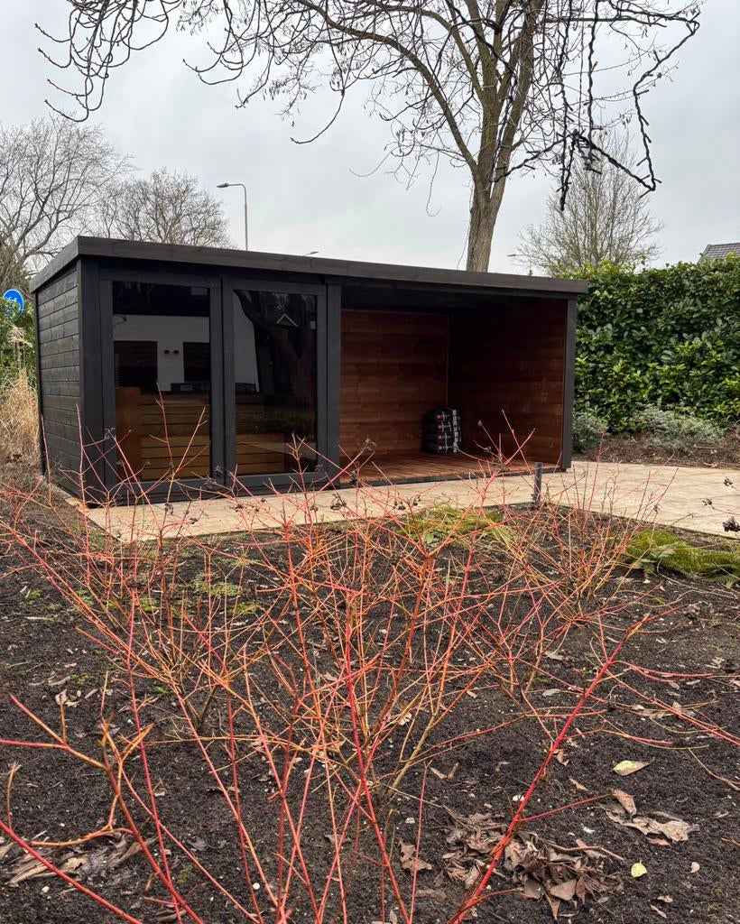Thermowood buitensauna met overkapping. Sauna maatwerk, Ophalen of Verzenden, Nieuw, Fins of Traditioneel, Complete sauna