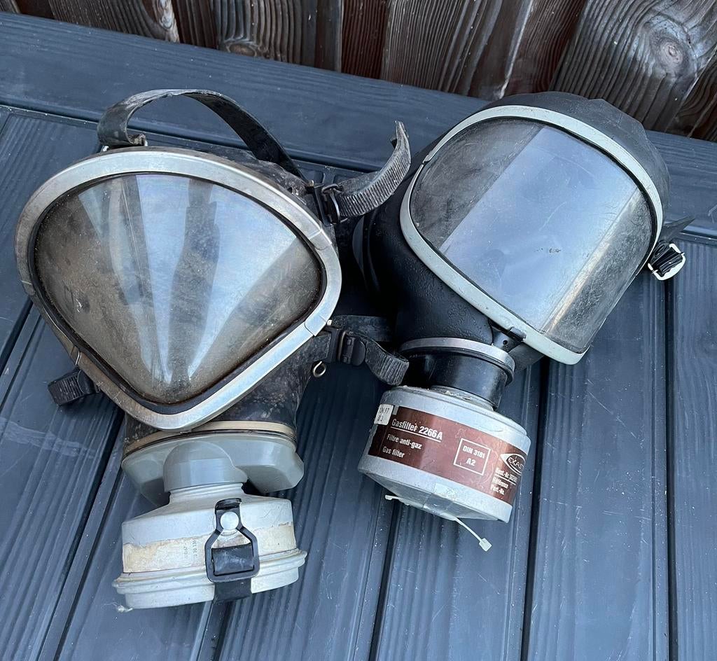 2 x Brandweer gasmasker Duits Dräger, Ophalen of Verzenden, Landmacht, Duitsland, Overige typen