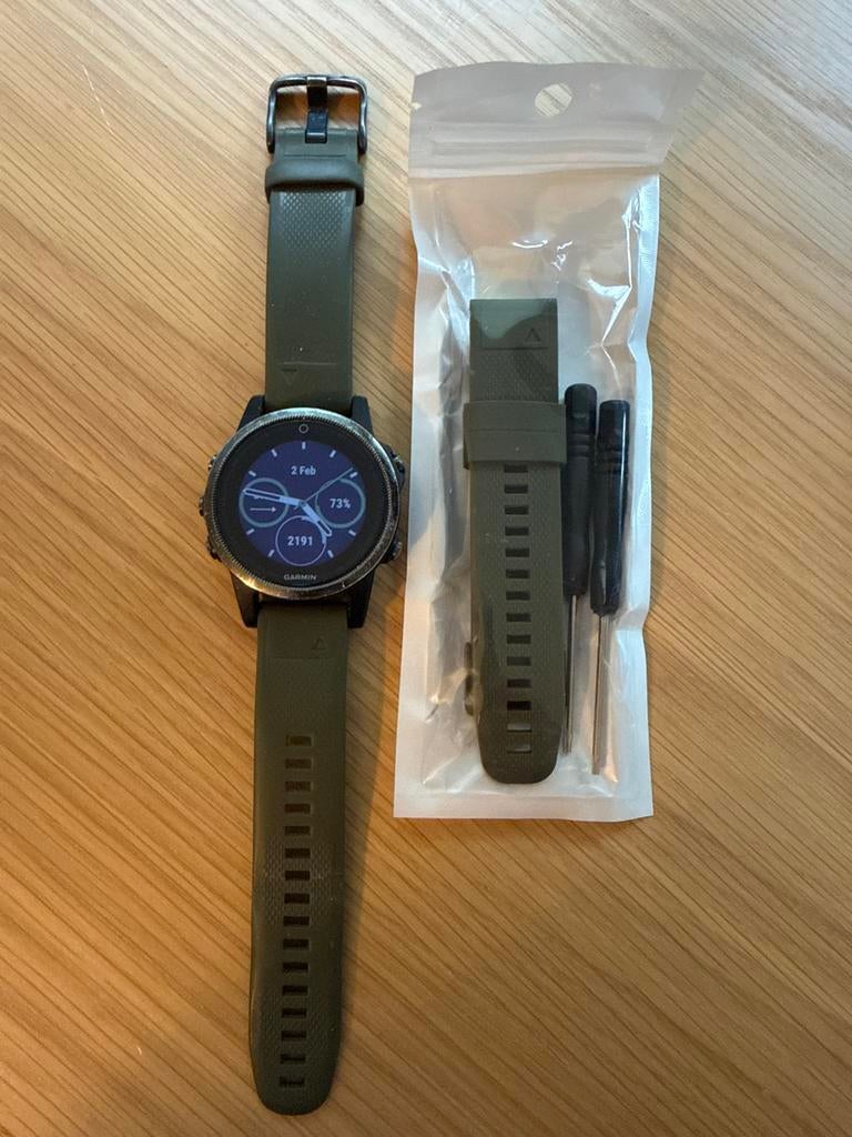 Garmin Fenix 5s + 4 (nieuwe) bandjes, Zwart, Ophalen of Verzenden, Waterdicht, Android