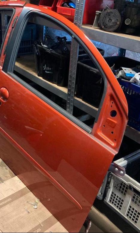 Toyota Aygo orange dynamic deuren 2012-2014 model LIBACARS, Toyota, Ophalen of Verzenden, Toyota, Dreamdealer57@hotmail.com