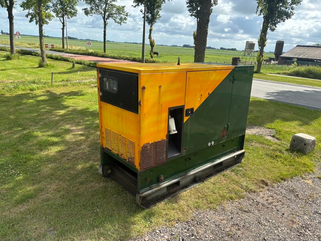 40 KVA aggregaat 230/400 Volt John deere diesel generator, Doe-het-zelf en Verbouw, Aggregaten, Zo goed als nieuw, Dieselolie