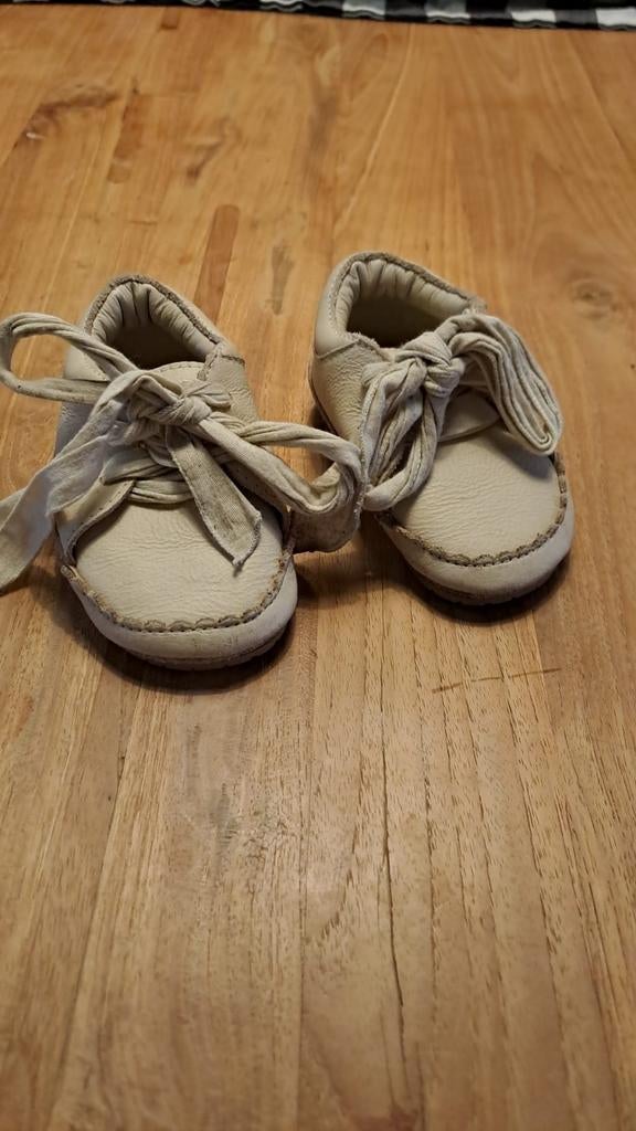 Donsje Schoentjes - Maat 18-24 maanden, Jongetje of Meisje, Donsje, Ophalen of Verzenden, Gebruikt