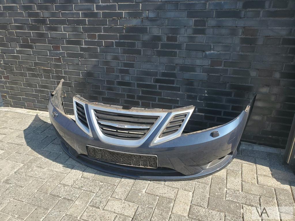 Saab 9-3 facelift voorbumper mer sproeiers 2007 - 2012 €300, Auto-onderdelen, Carrosserie en Plaatwerk, Gebruikt, Voor, Ophalen of Verzenden