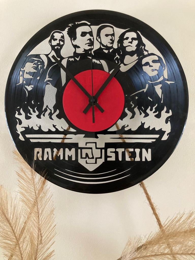 Handgemaakte vinyl LP wandklok – uniek decorstuk (30 cm), Huis en Inrichting, Woonaccessoires | Klokken, Verzenden, Nieuw, Analoog