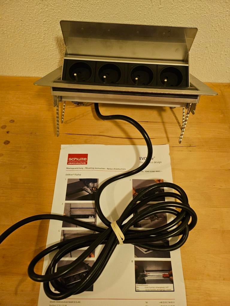 Schulte EVOline Flip Top inbouwstopcontactdoos - Nieuw, Doe-het-zelf en Verbouw, Elektra en Kabels, Ophalen of Verzenden, Nieuw
