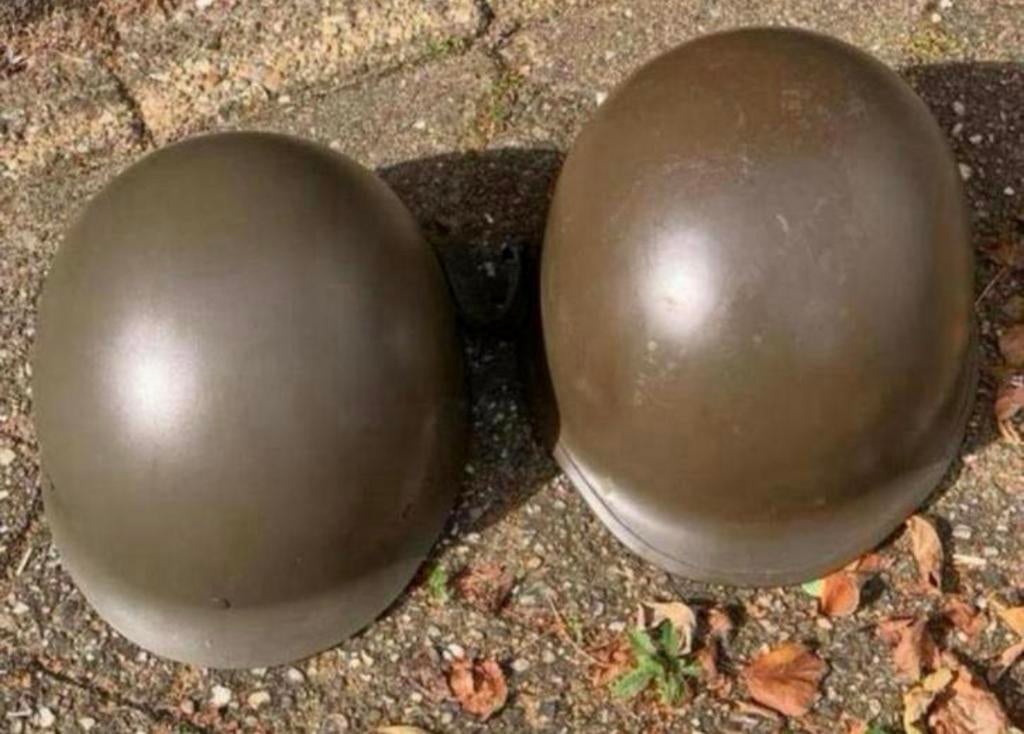 Gebruikte Helm Nederlandse Defensie compleet binnen+ buiten, Ophalen of Verzenden, Gebruikt