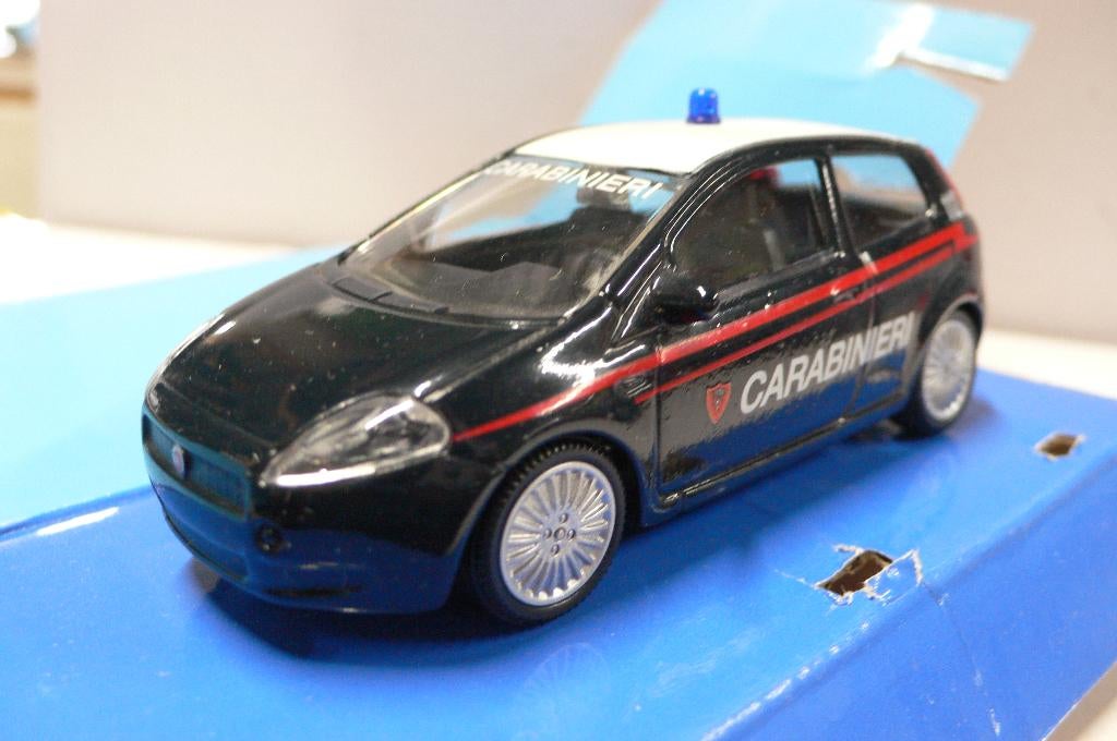 fiat grandepunto-carabinieri-cararama- 1/43-, Hobby en Vrije tijd, Modelauto's | 1:43, Verzenden, Nieuw, Auto, Overige merken