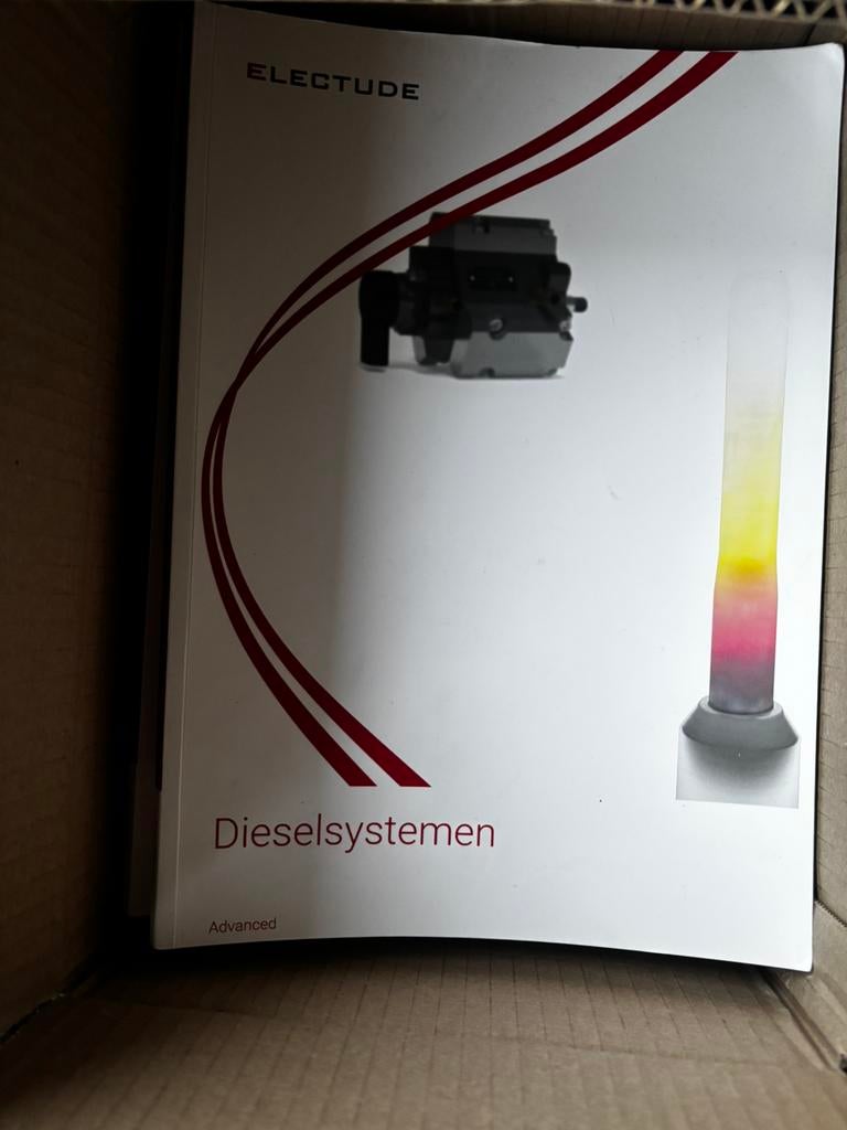 Electude BBL Autotechnicus niv2, Boeken, Schoolboeken, Ophalen of Verzenden, Zo goed als nieuw