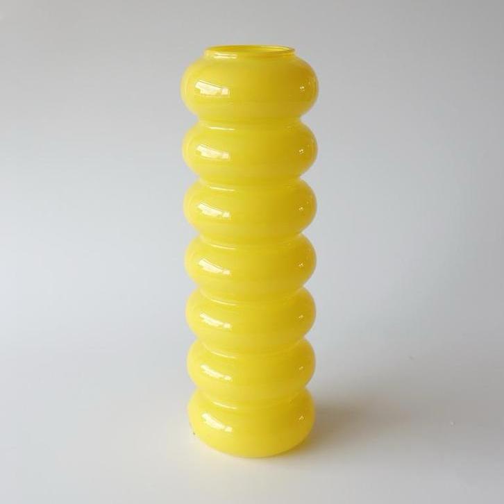 Anna Nilsson glazen vaas Ikea geel, Huis en Inrichting, Woonaccessoires | Vazen, Ophalen of Verzenden, X, X, X