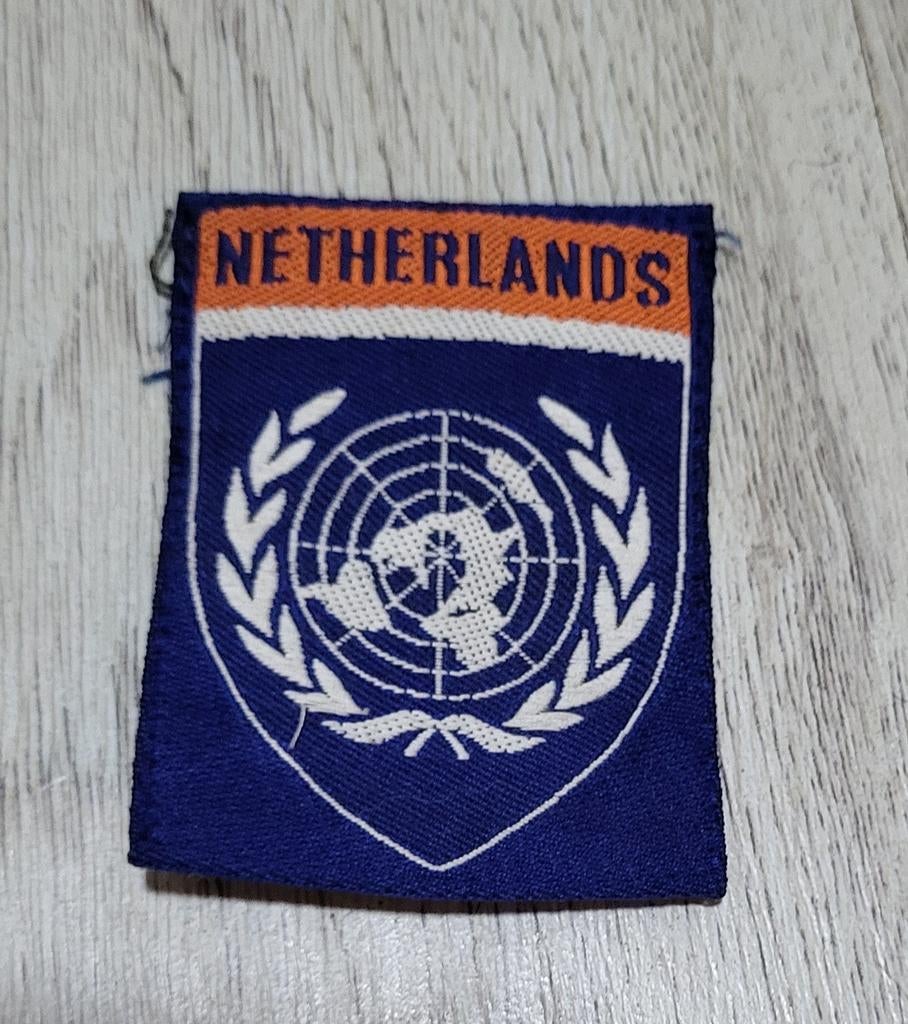 VN Netherlands embleem UNIFIL, Verzamelen, Militaria | Algemeen, Ophalen of Verzenden, Landmacht, Nederland, Embleem of Badge
